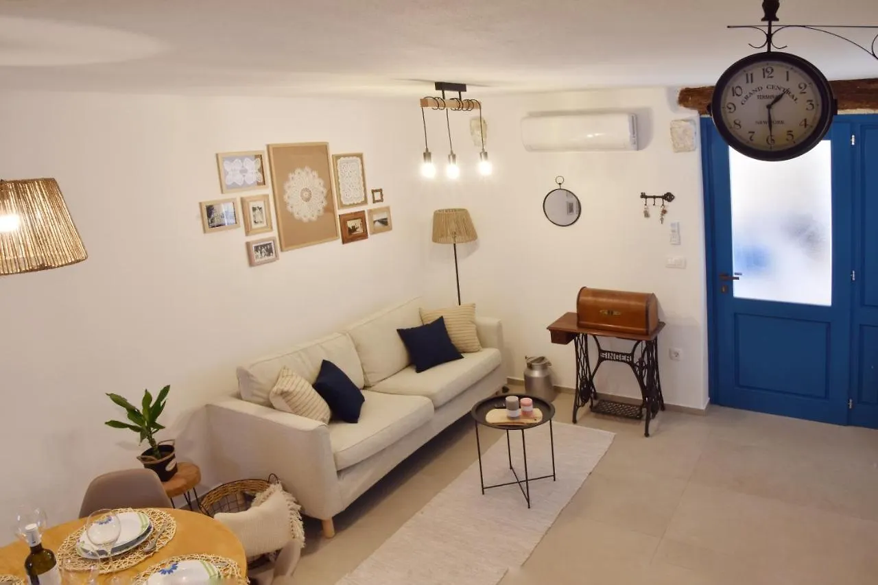 Holiday home Casa Nini Mer - Cozy House With Sauna And Indoor Jacuzzi Sisan