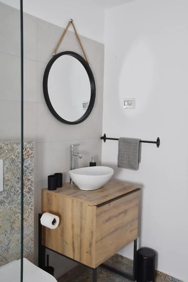 Holiday home Casa Nini Mer - Cozy House With Sauna And Indoor Jacuzzi Sisan Croatia