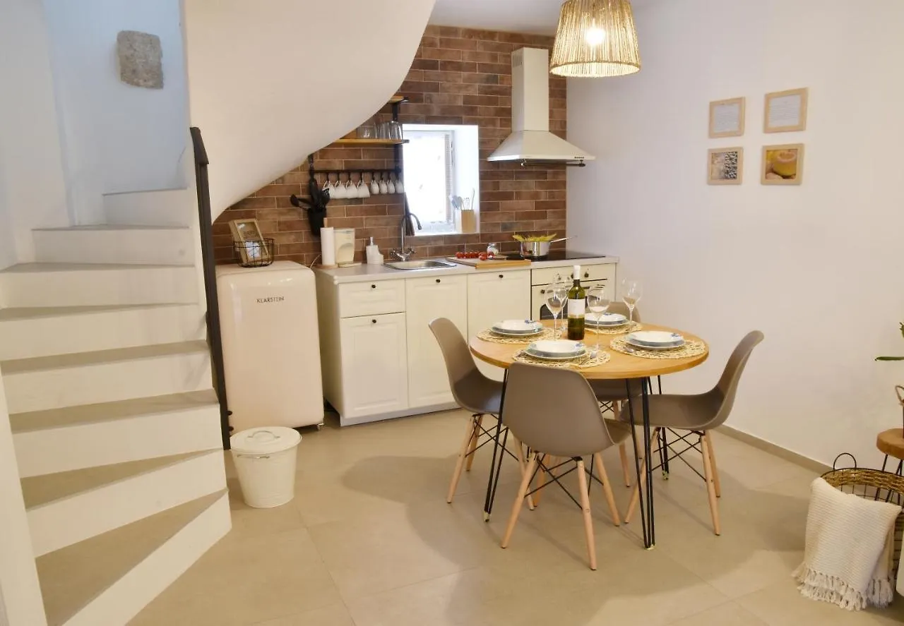 Holiday home Casa Nini Mer - Cozy House With Sauna And Indoor Jacuzzi Sisan