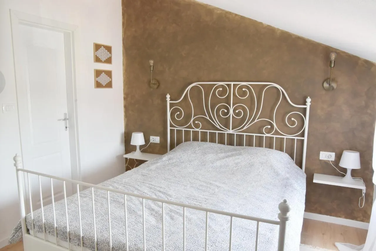 Casa Nini Mer - Cozy House With Sauna And Indoor Jacuzzi Sisan Holiday home