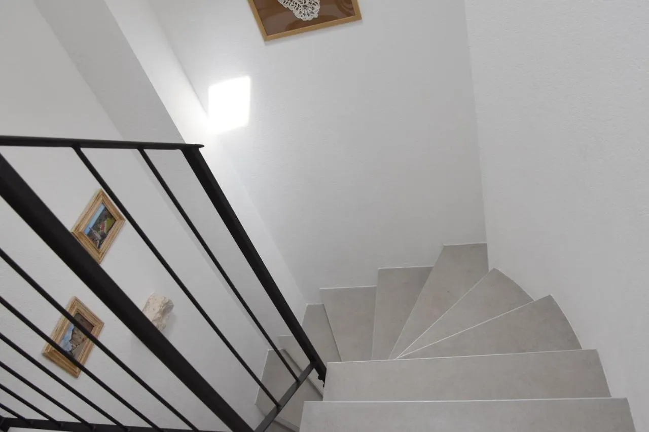 Holiday home Casa Nini Mer - Cozy House With Sauna And Indoor Jacuzzi Sisan